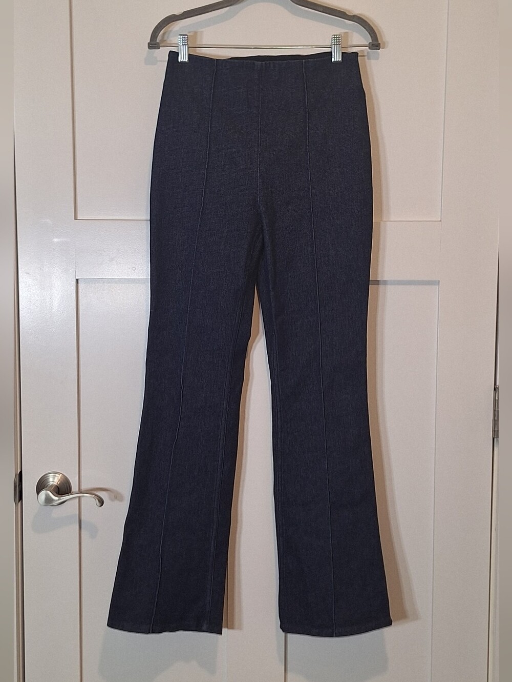 Spanx Denim Demi Boot Jeans Shaping Waistband Stretch Rear Pockets Darkwash M